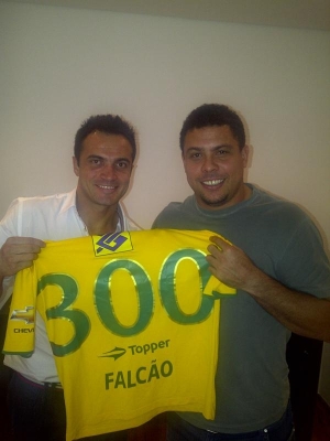 Ronaldo e Falcão 300